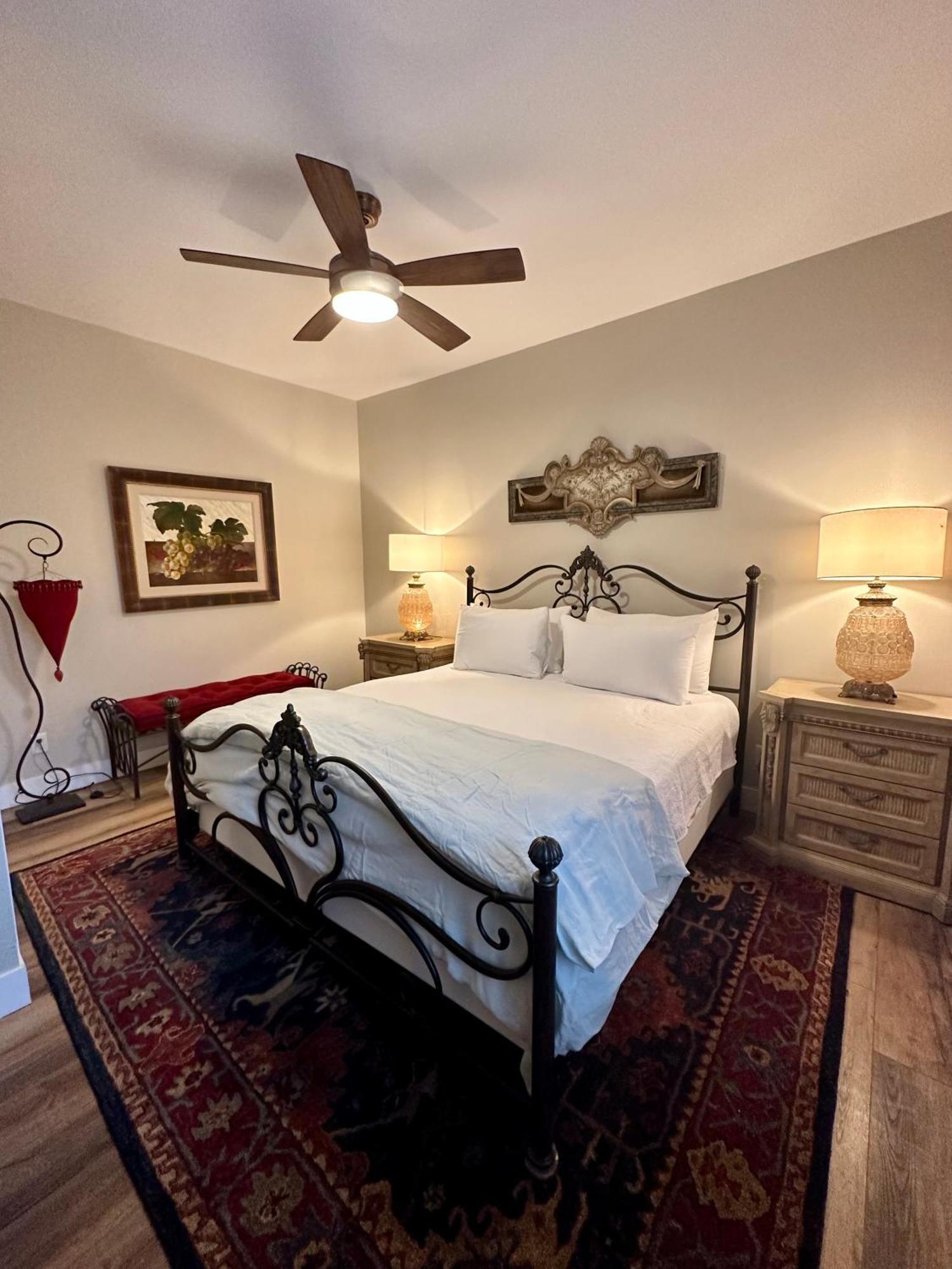 Bisbee Brownstone Suites Exterior foto