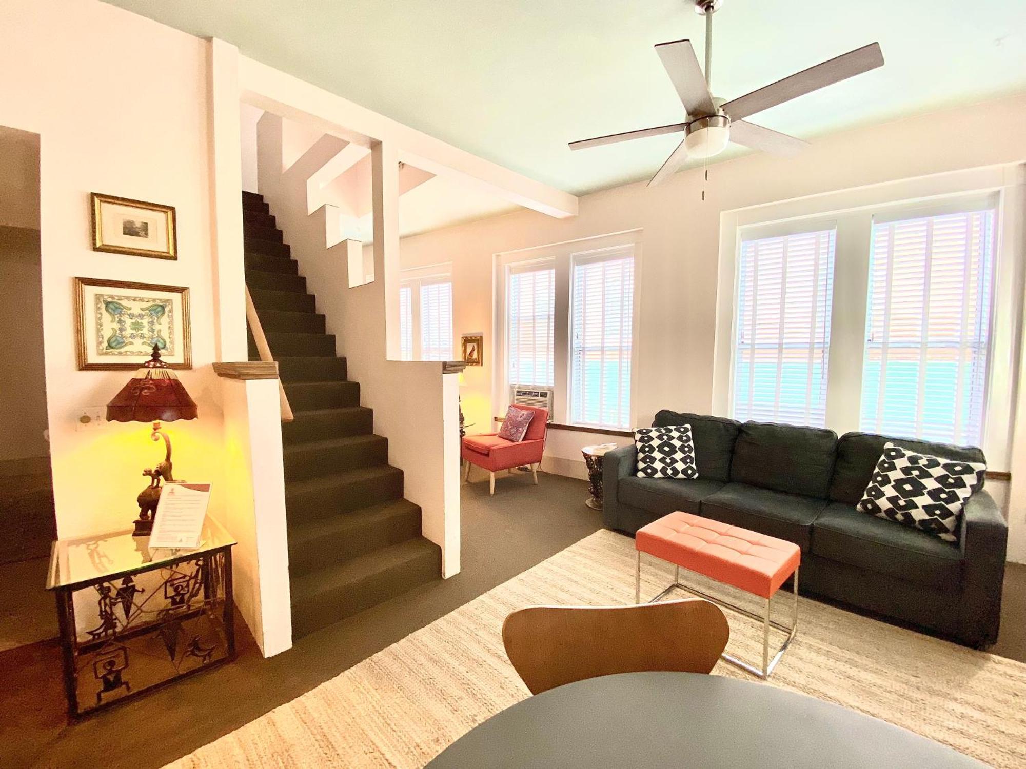 Bisbee Brownstone Suites Zimmer foto