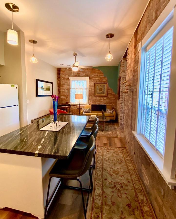 Bisbee Brownstone Suites Exterior foto